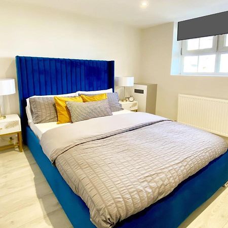 Perfect Central Location- 5 Minutes From Tower Bridge ! 8 Minutes Walk From Tube Londra Exterior foto