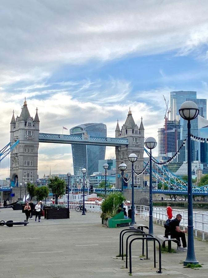 Perfect Central Location- 5 Minutes From Tower Bridge ! 8 Minutes Walk From Tube Londra Exterior foto